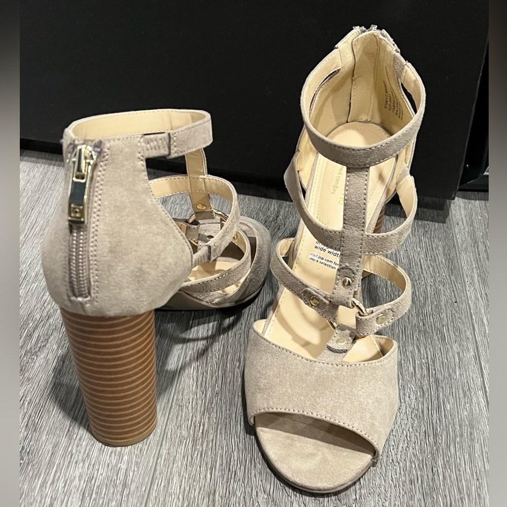 Women Heels, Size 8.5